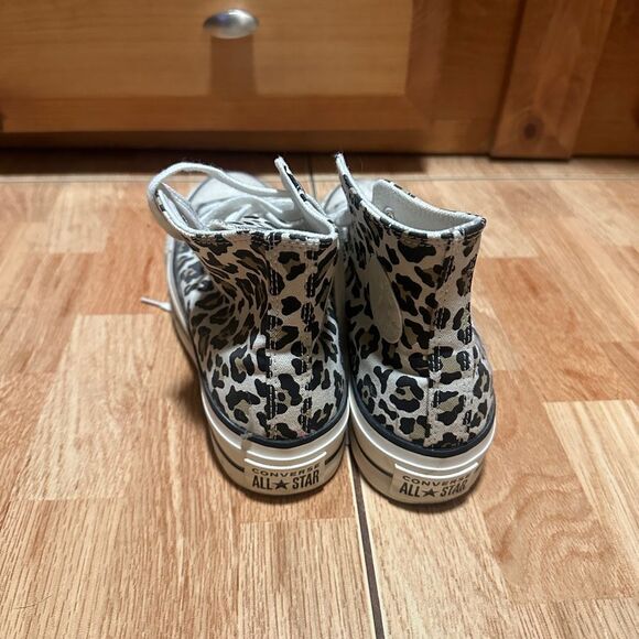 Converse Leopard Print High-Top Sneakers - Picture 4 of 7